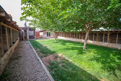 2536 E 3670 S, Saint George, UT 84790 - Photo 13
