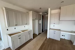 2453 E Malitsoh Way, Saint George, UT 84790 - Photo 11