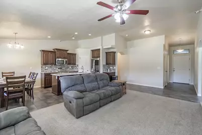 340 E 920 N, Hurricane, UT 84737 - Photo 7