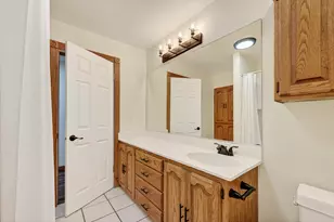 124 S 100 W St, Enterprise, UT 84725 - Photo 17