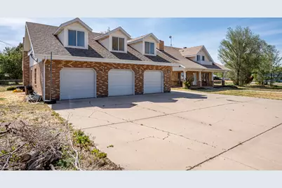 124 S 100 West St, Enterprise, UT 84725 - Photo 33