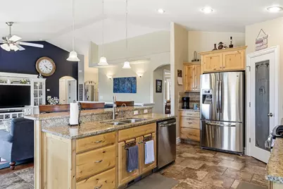 731 S 800 E, New Harmony, UT 84757 - Photo 13