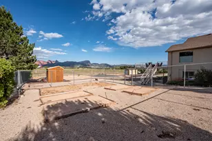 731 S 800 E, New Harmony, UT 84757 - Photo 65