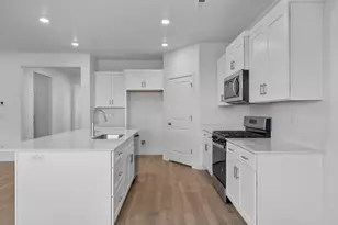 1822 S Queens Gdn Dr, Washington, UT 84780 - Photo 5