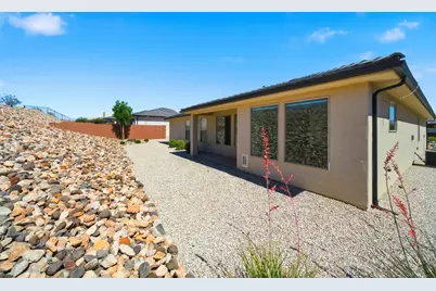 3039 E Photinia Dr, Saint George, UT 84790 - Photo 53