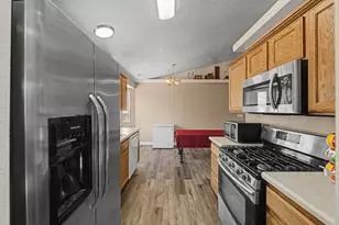 1565 N North Cedar Blvd, Cedar City, UT 84721 - Photo 7