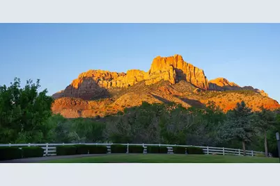 2428 Zion Park Blvd, Springdale, UT 84767 - Photo 33