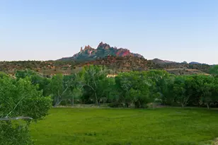 2428 Zion Park Blvd, Springdale, UT 84767 - Photo 29