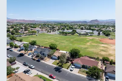 282 N 2040 E, Saint George, UT 84790 - Photo 27