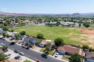 282 N 2040 E, Saint George, UT 84790 - Photo 27