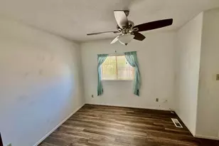 840 N Twin Lakes Dr, Saint George, UT 84770 - Photo 13