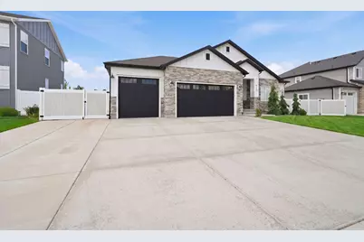 9132 Ridge Peak Dr, West Jordan, UT 84081 - Photo 3