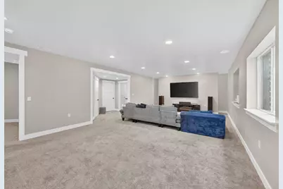 9132 Ridge Peak Dr, West Jordan, UT 84081 - Photo 29