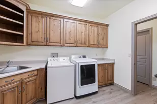 2235 S 1400 E, Saint George, UT 84790 - Photo 39