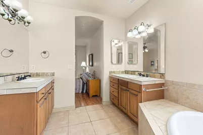 1530 S Southern Trails Cir, Washington, UT 84780 - Photo 15