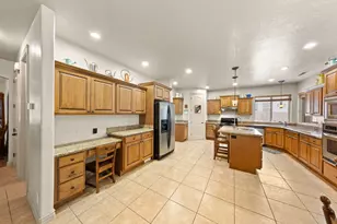 1530 S Southern Trails Circle, Washington, UT 84780 - Photo 7