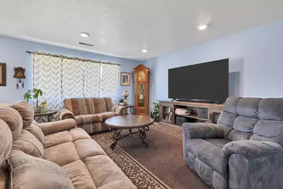 1385 W 360 N, Saint George, UT 84770 - Photo 5