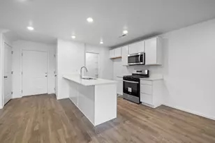 2202 S Wolverine Way, Washington, UT 84780 - Photo 3