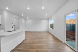 1886 S Queens Gdn Dr, Washington, UT 84780 - Photo 11