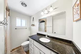 555 N Main St, Hurricane, UT 84737 - Photo 13