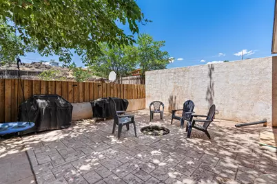 555 N Main St, Hurricane, UT 84737 - Photo 25