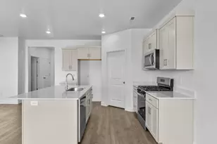 1842 S Queens Gdn Dr, Washington, UT 84780 - Photo 11