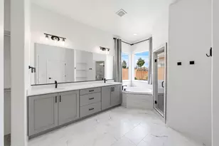 739 S Middle Creek Dr, Washington, UT 84780 - Photo 29