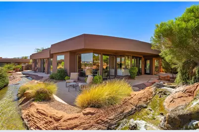 2410 Entrada Trail #3, Saint George, UT 84770 - Photo 9