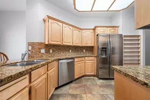 39 N Valley View Dr, Saint George, UT 84770 - Photo 11