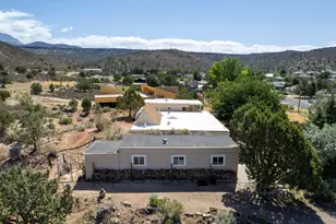 1122 W Diamond Valley Dr, Saint George, UT 84770 - Photo 5