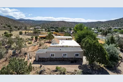 1122 W Diamond Valley Dr, Saint George, UT 84770 - Photo 7