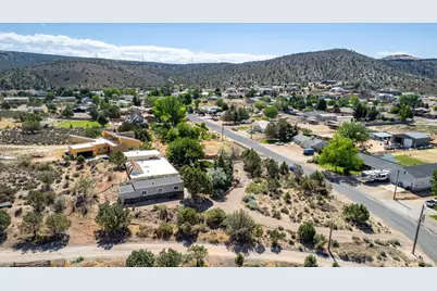 1122 W Diamond Valley Dr, Saint George, UT 84770 - Photo 43