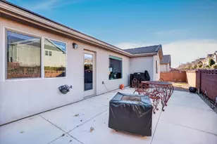 1269 E Pine Valley St, Washington, UT 84780 - Photo 25