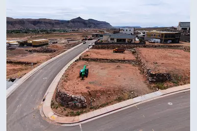 1373 W 725 S, Hurricane, UT 84737 - Photo 5