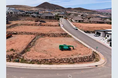 1373 W 725 S #LOT 4, Hurricane, UT 84737 - Photo 5