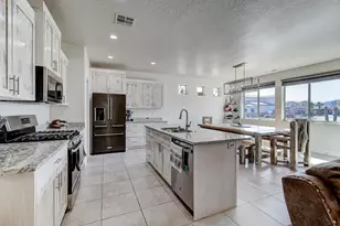 2823 Kenzies Way, Santa Clara, UT 84765 - Photo 35