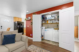 184 W 300 N, Hurricane, UT 84737 - Photo 11