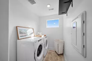 382 N Rhyolite Dr, Washington, UT 84780 - Photo 25