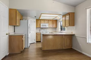1055 E 900 S, Saint George, UT 84790 - Photo 7
