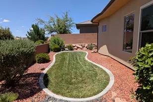 372 S Leoni Way, Washington, UT 84780 - Photo 35