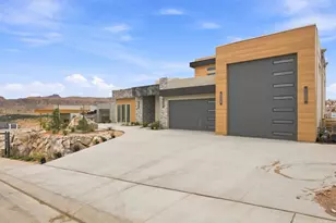 1361 W 800 S, Hurricane, UT 84737 - Photo 5