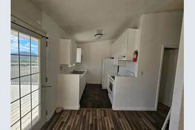 207 E Red Hill Rd, Central, UT 84722 - Photo 27