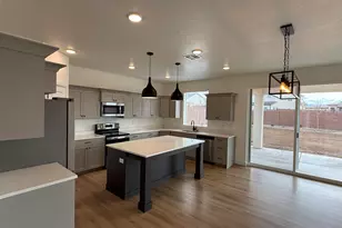 1186 E Marlowe Way, Washington, UT 84780 - Photo 7
