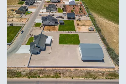 2318 W 3750 N, Cedar City, UT 84720 - Photo 3
