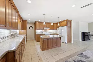 319 N 330 E, Orem, UT 84058 - Photo 13