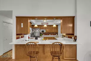 392 N Windsor Dr, Washington, UT 84780 - Photo 5