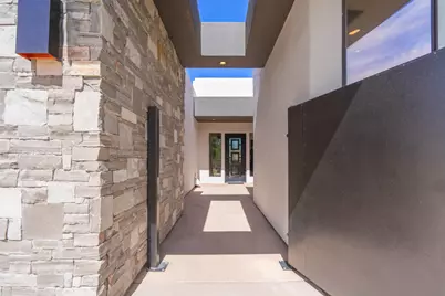 5459 N Northgate Peaks Dr, Saint George, UT 84770 - Photo 17
