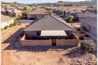 2261 S Tonaquint Dr #33, Saint George, UT 84770 - Photo 11