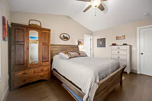 2261 S Tonaquint Dr, Saint George, UT 84770 - Photo 19