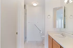 210 N Mall Dr, Saint George, UT 84790 - Photo 15